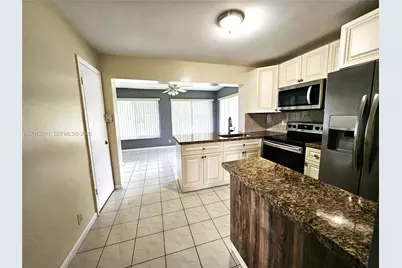 1040 NW 73rd Ter, Margate, FL 33063 - Photo 37