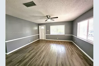1040 NW 73rd Ter, Margate, FL 33063 - Photo 15