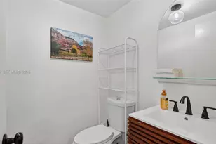 200 NW 87th Ave, Miami, FL 33172 - Photo 13