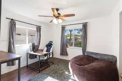 6451 Pershing St, Hollywood, FL 33024 - Photo 17