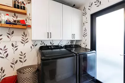 6451 Pershing St, Hollywood, FL 33024 - Photo 13
