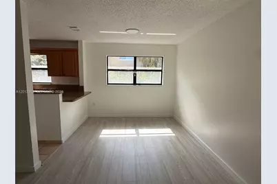 6850 NW 173rd Dr #109, Hialeah, FL 33015 - Photo 5