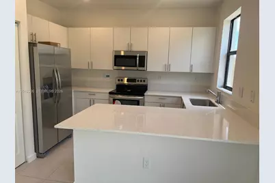 12912 SW 233rd Ter, Homestead, FL 33032 - Photo 3
