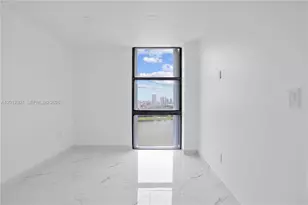 3675 N Country Club Dr, Aventura, FL 33180 - Photo 39