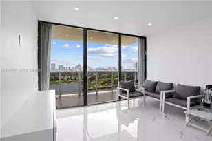 3675 N Country Club Dr, Aventura, FL 33180 - Photo 15