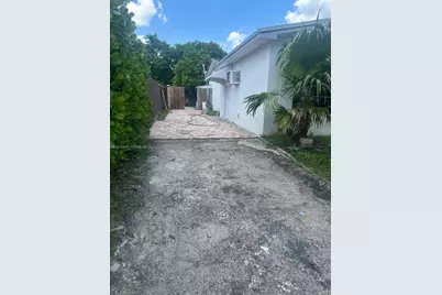 9001 SW 197th St, Cutler Bay, FL 33157 - Photo 19
