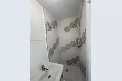 9001 SW 197th St, Cutler Bay, FL 33157 - Photo 23