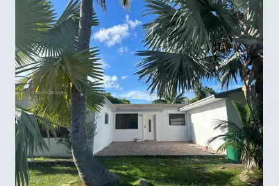 9001 SW 197th St, Cutler Bay, FL 33157 - Photo 1