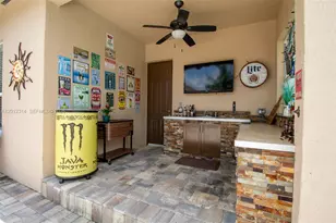 2910 Fairways Dr, Homestead, FL 33035 - Photo 31
