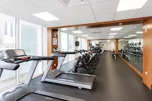 41 SE 5th St, Miami, FL 33131 - Photo 19