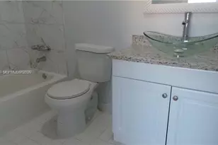 5031 W Oakland Park Blvd, Lauderdale Lakes, FL 33313 - Photo 15