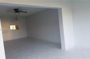 5031 W Oakland Park Blvd, Lauderdale Lakes, FL 33313 - Photo 9