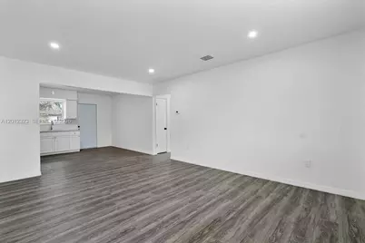 1061 NW 108 Ter #1061, Miami, FL 33168 - Photo 9