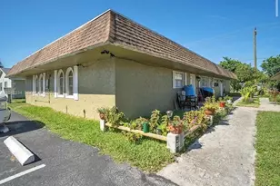 581 Kathy Ln, Margate, FL 33068 - Photo 1