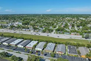 581 Kathy Ln, Margate, FL 33068 - Photo 15