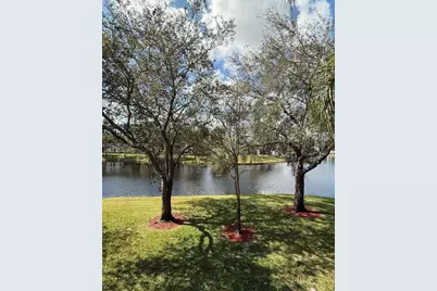2312 S Cypress Bend Dr #107, Pompano Beach, FL 33069 - Photo 27