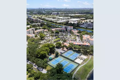 2312 S Cypress Bend Dr #107, Pompano Beach, FL 33069 - Photo 25