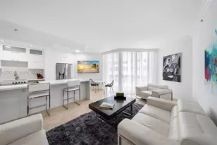 4775 Collins Ave, Miami Beach, FL 33140 - Photo 3