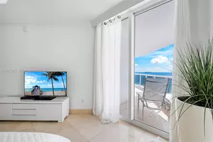 4775 Collins Ave, Miami Beach, FL 33140 - Photo 17