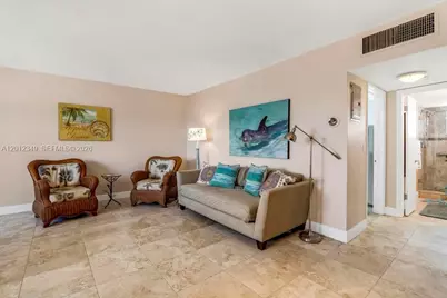901 S Surf Rd #404, Hollywood, FL 33019 - Photo 11
