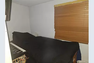 2231 NW 4th Ter, Miami, FL 33125 - Photo 19