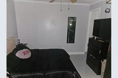 2231 NW 4th Ter, Miami, FL 33125 - Photo 17