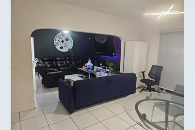 2231 NW 4th Ter, Miami, FL 33125 - Photo 5