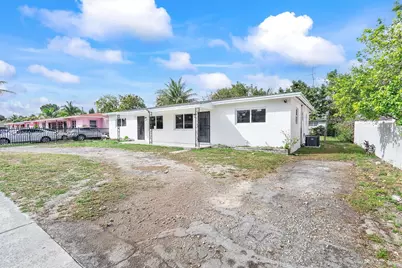 1061 NW 108 Ter #1063, Miami, FL 33168 - Photo 1
