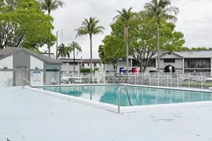 468 NE 206th Ln, Miami, FL 33179 - Photo 19