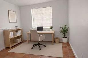 1045 NW 126th Pl, Miami, FL 33182 - Photo 9