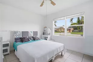 7811 SW 9th St, North Lauderdale, FL 33068 - Photo 11