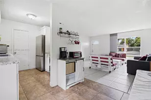7811 SW 9th St, North Lauderdale, FL 33068 - Photo 7