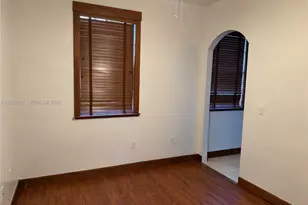 2115 NE 40th Ave, Homestead, FL 33033 - Photo 5