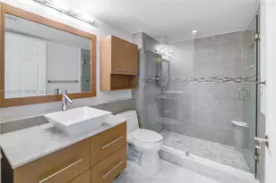 1688 West Ave, Miami Beach, FL 33139 - Photo 15