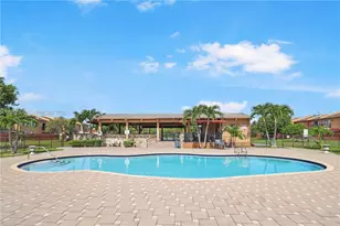 3859 SW 99th Ave, Miami, FL 33165 - Photo 5