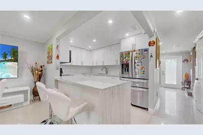 3859 SW 99th Ave #8, Miami, FL 33165 - Photo 9