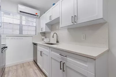 4015 Indian Creek Dr #106, Miami Beach, FL 33140 - Photo 11