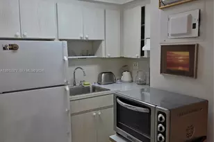 2001 S Ocean Dr, Hallandale Beach, FL 33009 - Photo 3
