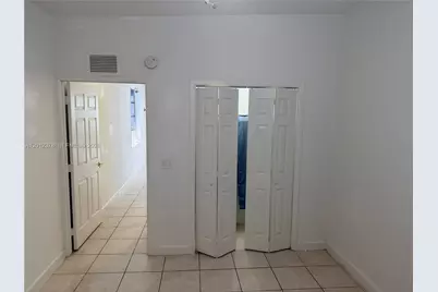 3620 NW 19th St #3, Miami, FL 33125 - Photo 7