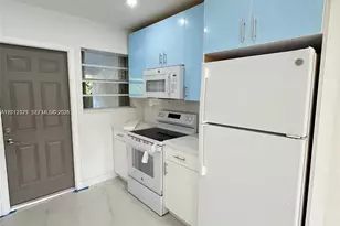 15741 NW 38th Pl, Miami Gardens, FL 33054 - Photo 3