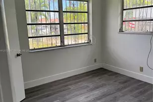 2620 SW 53rd Ave, West Park, FL 33023 - Photo 5