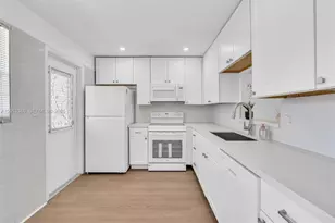 218 NE 12th Ave, Hallandale Beach, FL 33009 - Photo 1