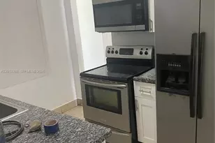 1070 NW 147th St, Miami, FL 33168 - Photo 3