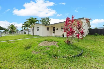 11950 SW 199th St #1, Miami, FL 33177 - Photo 3