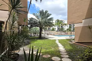 4670 W 13th Ln, Hialeah, FL 33012 - Photo 33