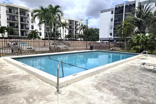 4670 W 13th Ln, Hialeah, FL 33012 - Photo 35