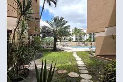 4670 W 13th Ln #507, Hialeah, FL 33012 - Photo 25