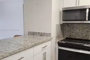 8990 SW 24th St, Miami, FL 33165 - Photo 3