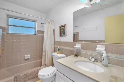 16901 NE 13th Ave #303, Miami, FL 33162 - Photo 19