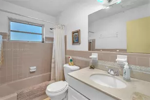 16901 NE 13th Ave, Miami, FL 33162 - Photo 19